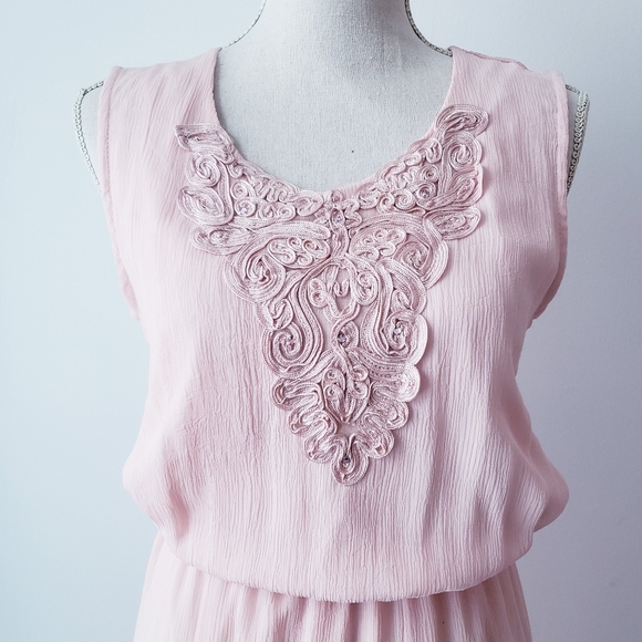 Vintage Ensemble - Picture 9 of 13